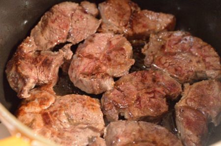 ビーフシチューの簡単で美味しい作り方 牛肉のビール煮込み